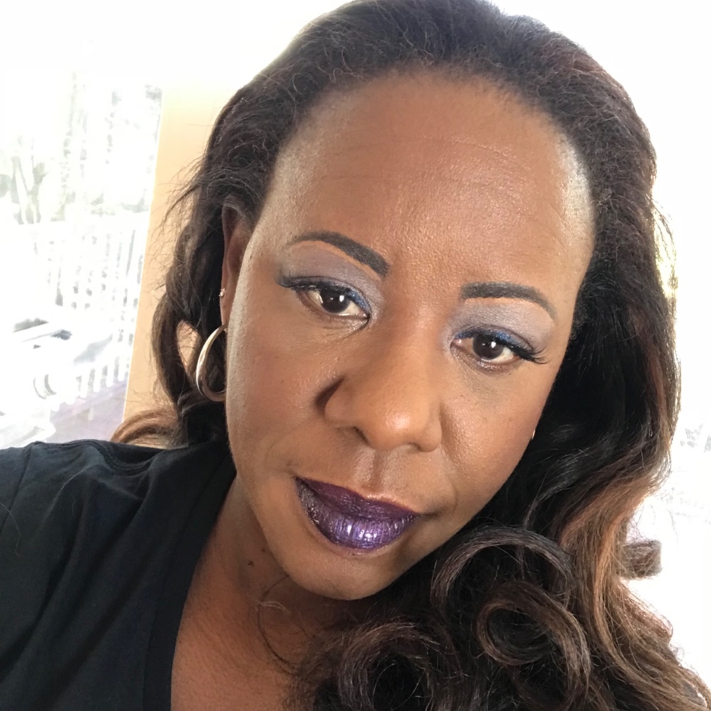 Meet your Posher, Candace